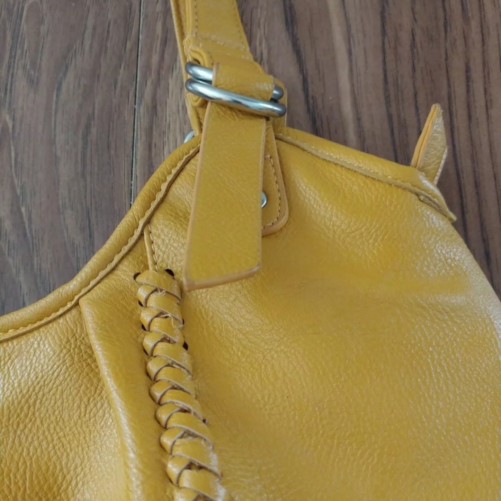 La Diva Mustard Yellow Handbag/ Purse